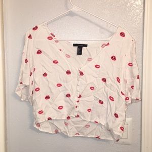 Junior lip printed blouse